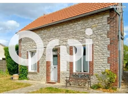 maison 4 pièces 80 m²