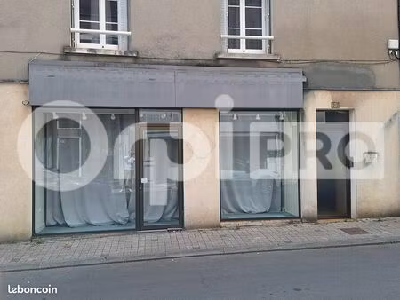 local commercial 61 m²