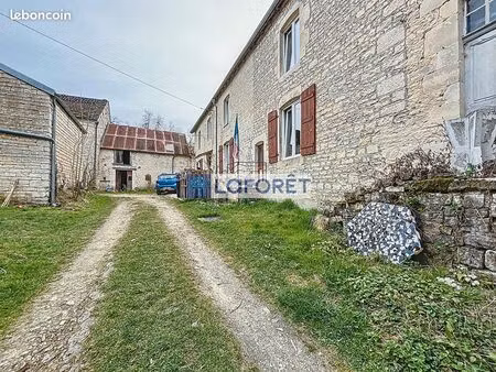 maison 5 pièces 145 m²