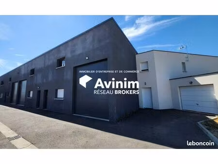 bureaux  entrepôt 125 m² pechbonnieu