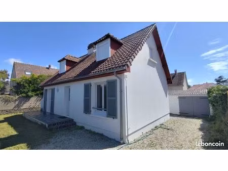 maison 3 chambres en bord de mer à siouville-hague plage