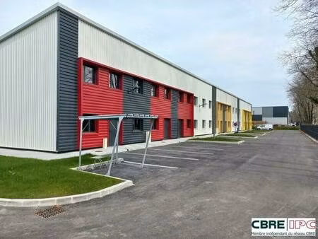 local d'activités à vendre