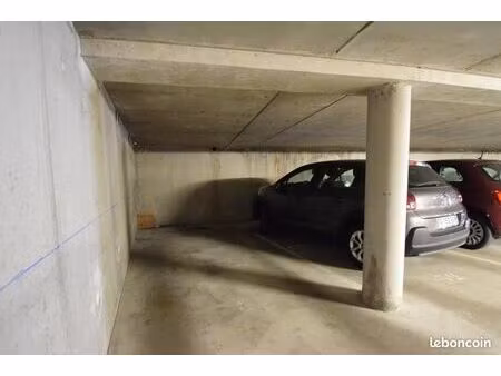 parking aubenas