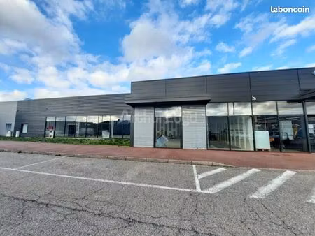 local commercial 554 m²