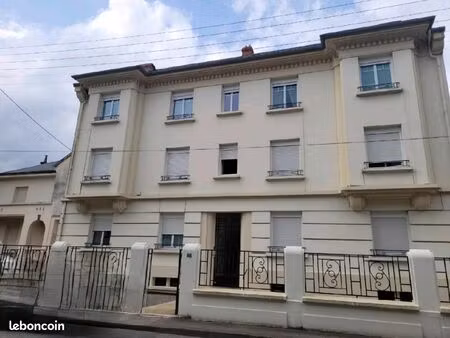 immeuble 18 pièces 452 m²