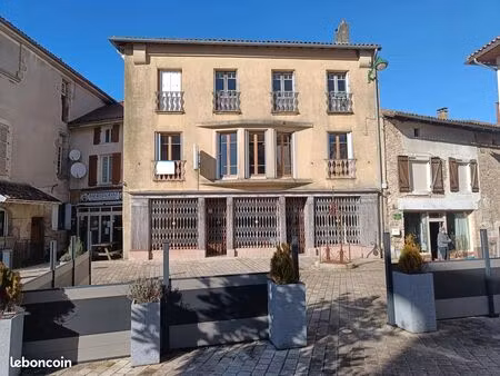 propriété 15 pièces 142 m²