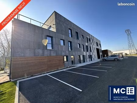bureaux 1 383 m²