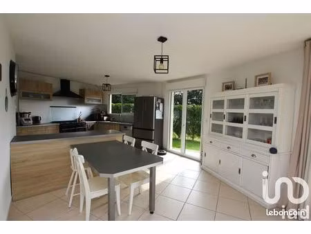 pavillon 7 pièces 200 m²