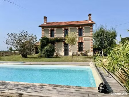 maison 6 pièces 151 m²