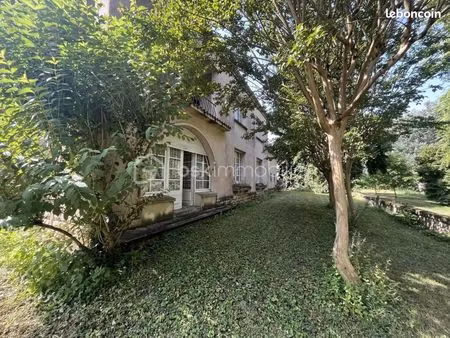propriété 8 pièces 207 m²