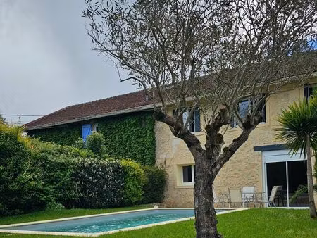 propriété 4 pièces 110 m²