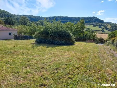 terrain à bâtir au pouget