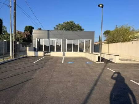 local commercial à louer