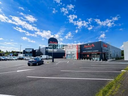 local commercial à louer