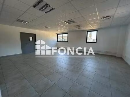 local commercial à louer