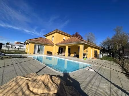 mme. marie-laure paticat