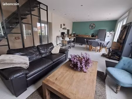 maison 7 pièces 140 m²