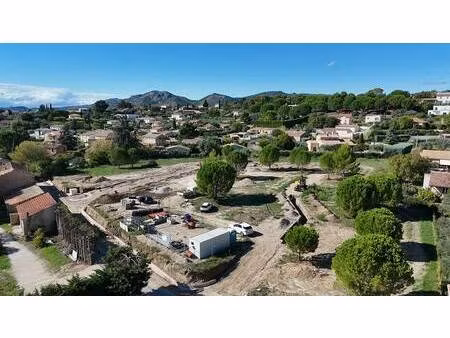 terrain constructible viabilisé à vendre