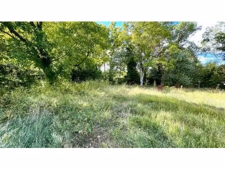 terrain constructible viabilisé à vendre