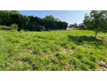 terrain constructible viabilisé à vendre
