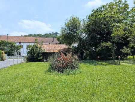 terrain constructible à vendre