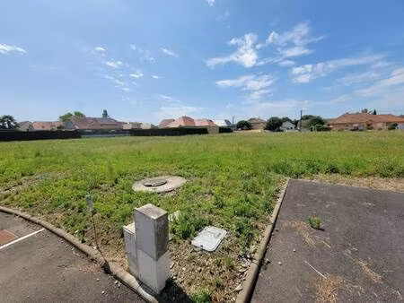 terrain constructible viabilisé à vendre