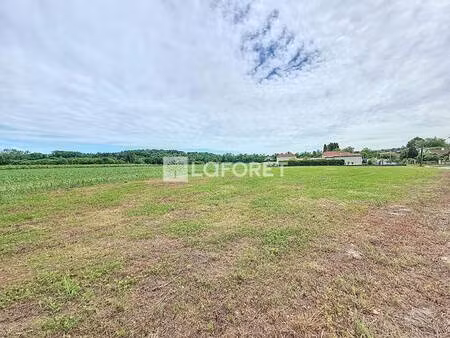 terrain constructible à vendre