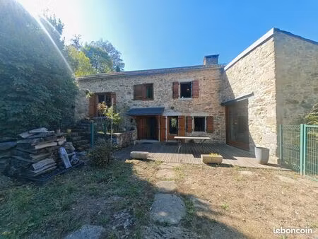 corps de ferme indépendant avec terrain et dependance