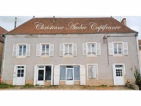 local commercial 168 m²
