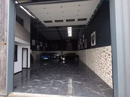 location show room garage entrepot hangar bureaux ideal vente de véhicules vo toute activi