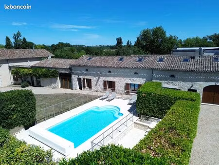 propriété 10 pièces 375 m²