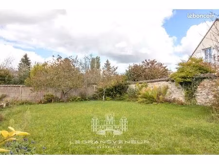 terrain 279 m² samoreau