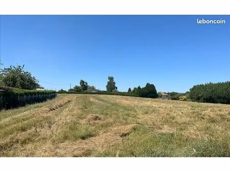 terrain 2 611 m² nantheuil