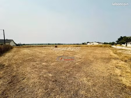 terrain 2 008 m² gardonne