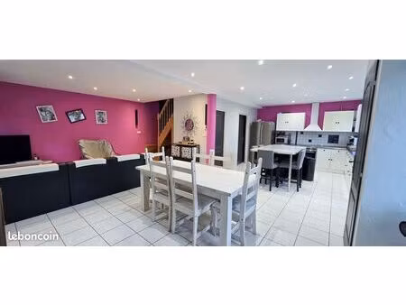 maison 7 pièces 175 m²