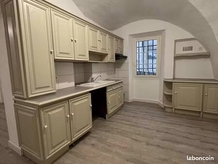 maison de village 5 pièces 95 m²