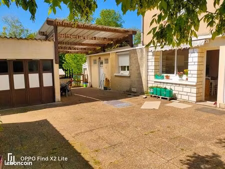 maison 5 pièces 155 m²