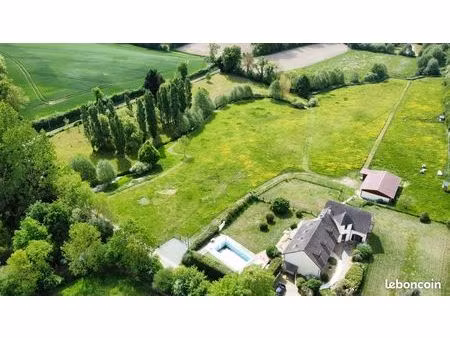 grande maison avec terrain idéal animaux