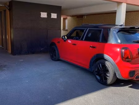 place de parking proche mairie villetaneuse