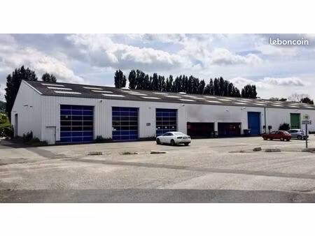 local industriel 1 316 m²
