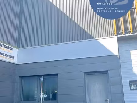 local commercial 8708 m² pacé