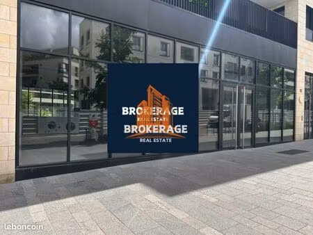 local commercial 197 m² chatenay malabry