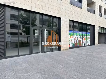 local commercial 181 m² chatenay malabry