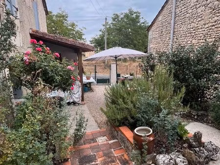 maison à vendre + hangar et jardin