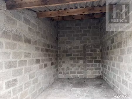 parking/box 15 m² angoulême