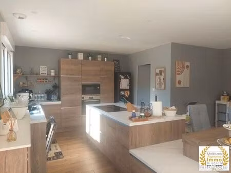 pavillon 4 pièces 120 m²