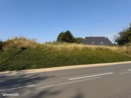 terrain 4 270 m² awoingt