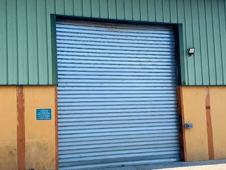 entrepôt 190 m² montauroux