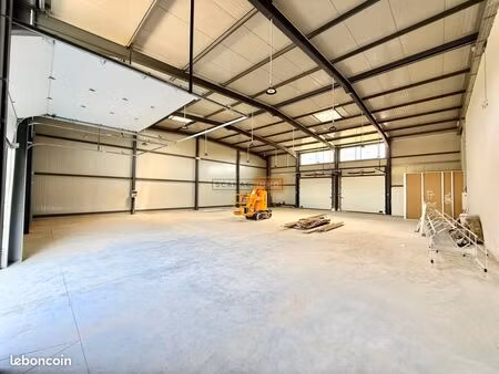 local industriel 350 m²