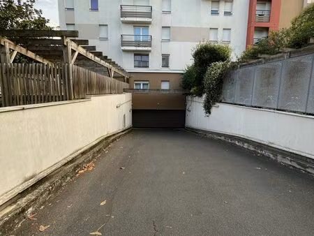 parking à louer - rer boissy-saint-léger